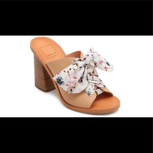 Dolce Vita Aleeya sandal